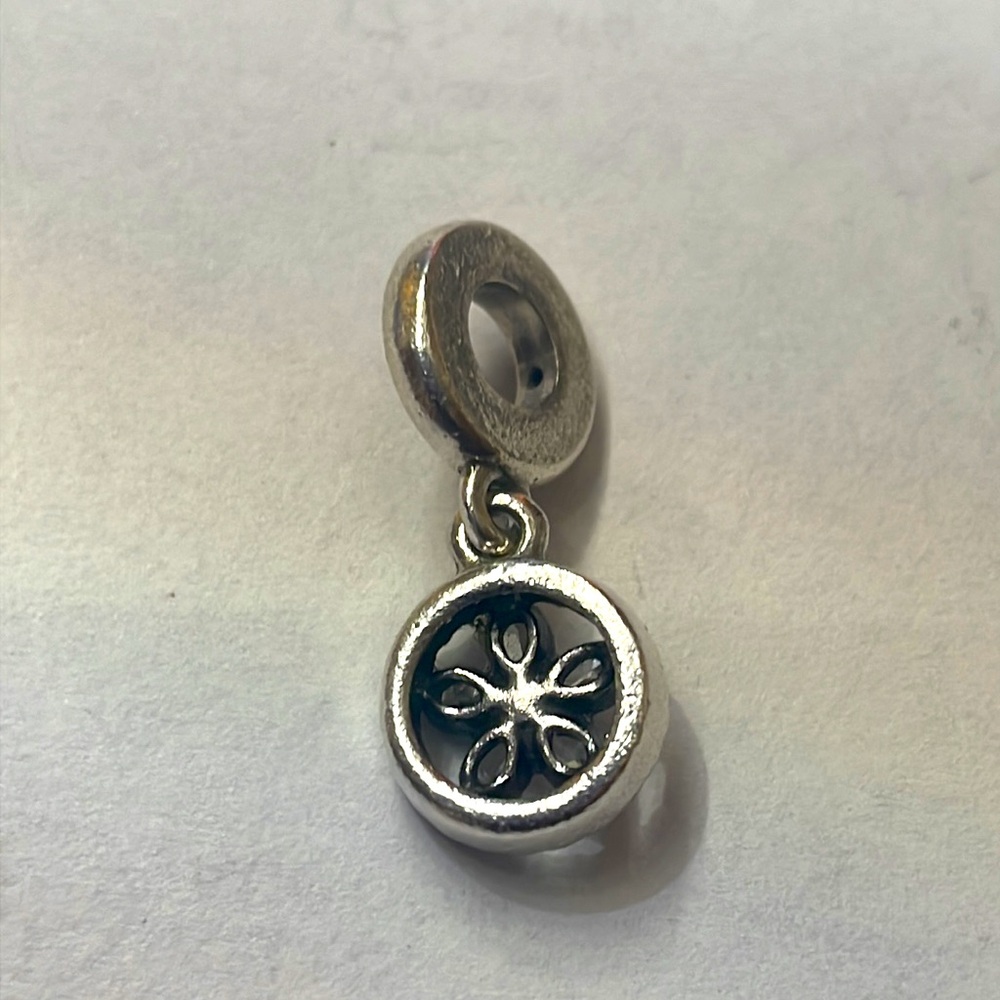 Pandora Sparkling Snowflake Circle Dangle Charm - image 3